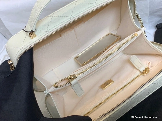 HyperPeter VANITY CHANEL CASE 0818